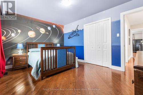 176 Daphne Avenue, Mississauga, ON - Indoor Photo Showing Bedroom