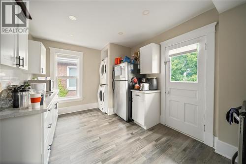 116 Cameron Street, Sarnia, ON - Indoor Photo Showing Kitchen