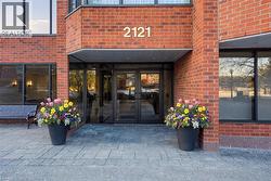 2121 LAKESHORE Road Unit# 405  Burlington, ON L7R 1C9