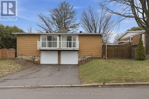 69 WOODMOUNT CRESCENT  Ottawa, ON K2E 5P9