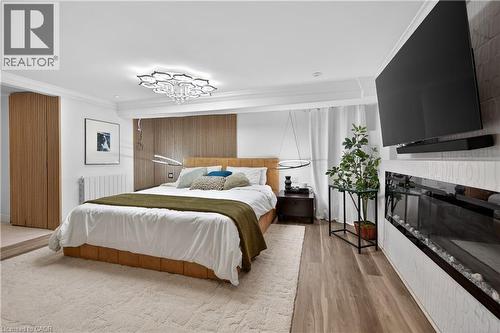 63 West Avenue N Unit# 1, Hamilton, ON - Indoor Photo Showing Bedroom