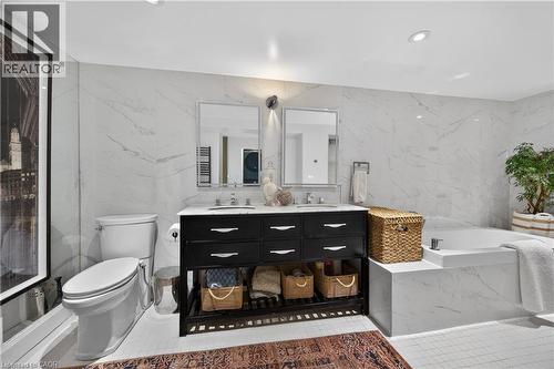 63 West Avenue N Unit# 1, Hamilton, ON - Indoor Photo Showing Bathroom
