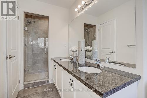 34 Phillipsen Way, Markham, ON - Indoor Photo Showing Bathroom