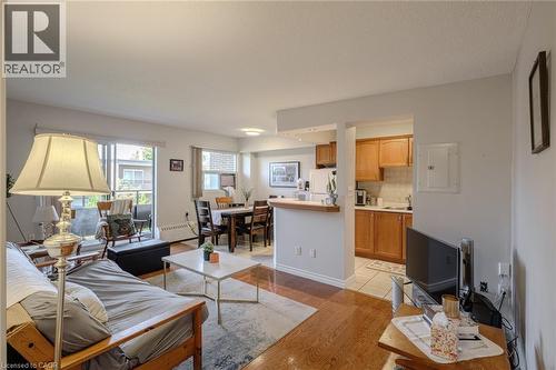 648 GREY Street Unit# 308  Brantford, ON N3S 4Y3