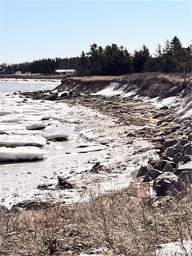 9 Spences Beach Rd, Murray Corner, NB 