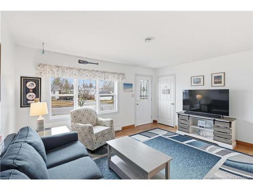 90 Pasadena Dr, Moncton, NB 