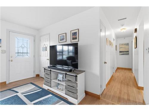 90 Pasadena Dr, Moncton, NB 