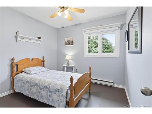 90 Pasadena Dr, Moncton, NB 