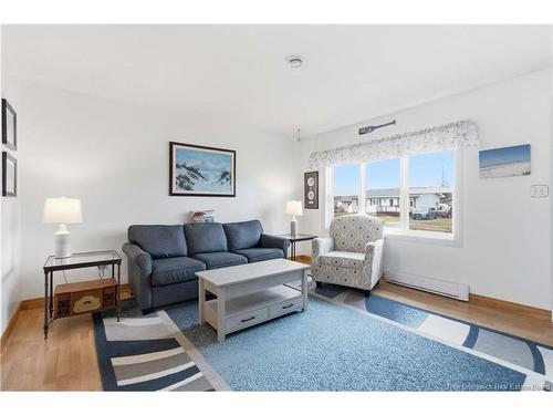 90 Pasadena Dr, Moncton, NB 