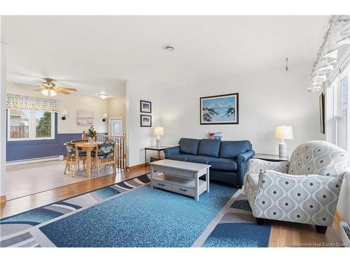 90 Pasadena Dr, Moncton, NB 