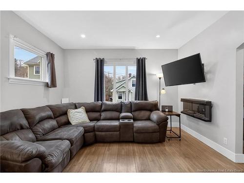 122 Hillview Ave, Riverview, NB 