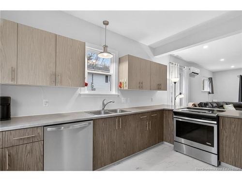 122 Hillview Ave, Riverview, NB 