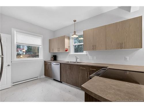 122 Hillview Ave, Riverview, NB 