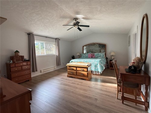 1480 Tatlo Rd, Crofton, BC 