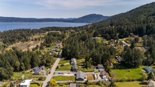 1480 Tatlo Rd, Crofton, BC 