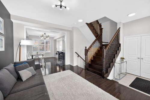 190 East'S Corners Boulevard, Vaughan, ON - Indoor Photo Showing Other Room