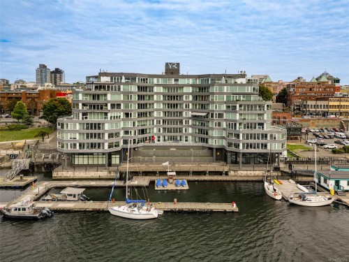 208-1234 Wharf St  Victoria, BC V8V 4W3