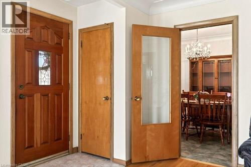 92 Reid Avenue S, Hamilton, ON - Indoor Photo Showing Other Room