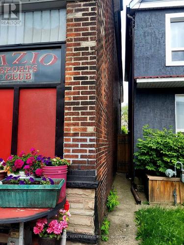 197 Sherman Avenue N, Hamilton, ON 