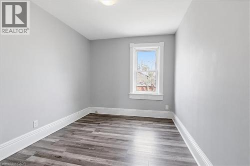 12 Todd Street, Cambridge, ON - Indoor Photo Showing Other Room