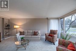Main Floor - Living Room - 
