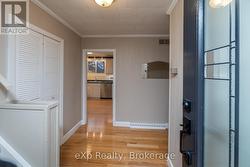 Main Floor - Foyer - 