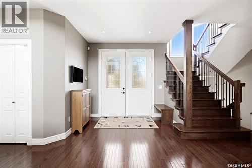 1514 Lakeridge Drive N, Regina, SK - Indoor Photo Showing Living Room