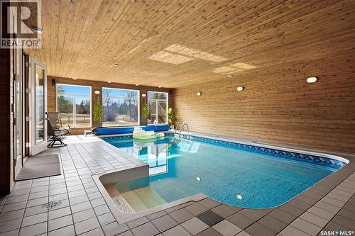 1514 Lakeridge Drive N, Regina, SK - Indoor Photo Showing Other Room With In Ground Pool