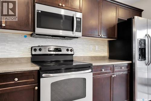 370 Cornish Road, Saskatoon, SK - Indoor Photo Showing Kitchen