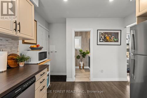 3 Marmora Street, London East (East L), ON - Indoor Photo Showing Kitchen