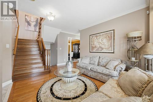 8 Westchester Crescent, Markham, ON - Indoor Photo Showing Living Room