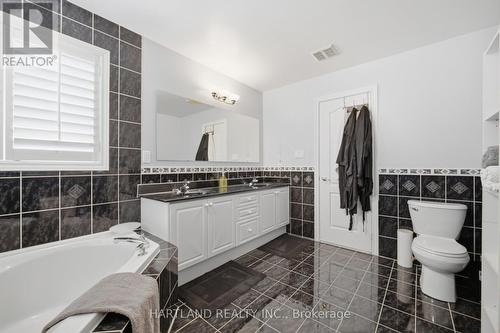 8 Westchester Crescent, Markham, ON - Indoor Photo Showing Bathroom