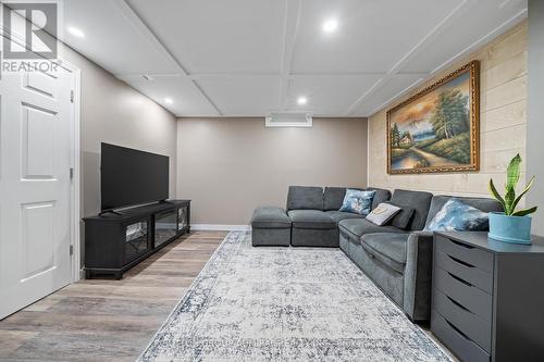 52 Moir Crescent, Barrie, ON - Indoor Photo Showing Other Room