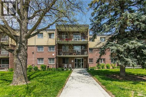 30 AVALON Place Unit# 203  Kitchener, ON N2M 4N6