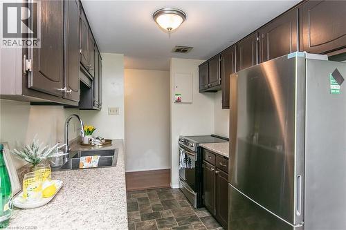 30 Avalon Place Unit# 203, Kitchener, ON - Indoor Photo Showing Kitchen