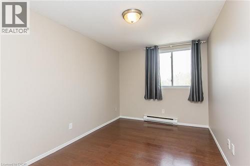 30 Avalon Place Unit# 203, Kitchener, ON - Indoor Photo Showing Other Room
