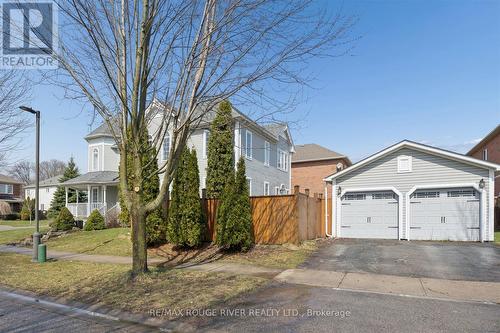 9 Elder Crescent, Whitby (Brooklin), ON - Outdoor