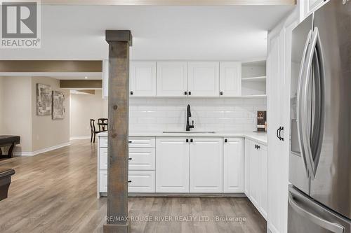 9 Elder Crescent, Whitby (Brooklin), ON - Indoor Photo Showing Kitchen With Stainless Steel Kitchen