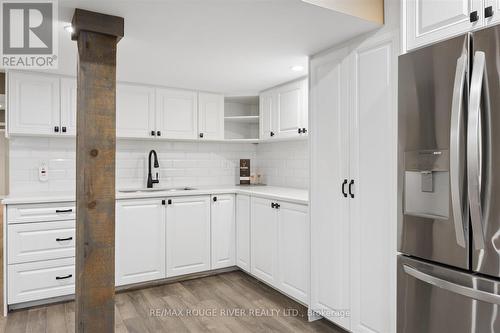 9 Elder Crescent, Whitby (Brooklin), ON - Indoor Photo Showing Kitchen