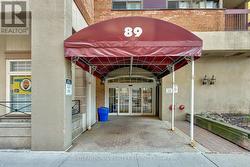 715 - 89 MCCAUL STREET Toronto, ON M5T 2X3