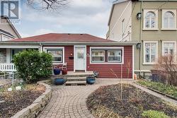 116 HANNAFORD STREET Toronto, ON M4E 3H1