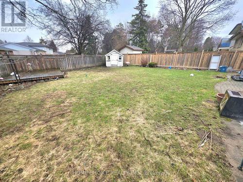 130 Champlain Crescent, Kitchener, ON - Outdoor