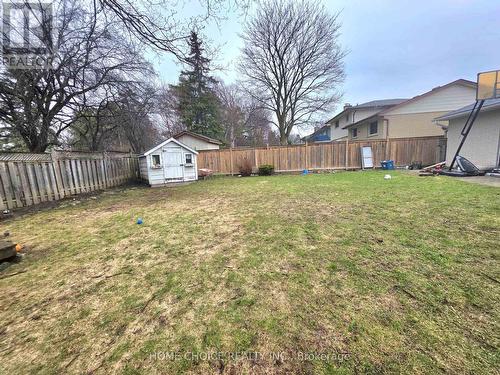 130 Champlain Crescent, Kitchener, ON - Outdoor