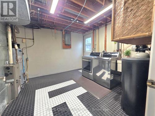 130 Champlain Crescent, Kitchener, ON - Indoor
