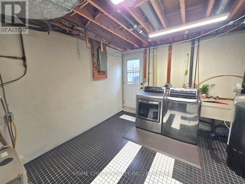 130 Champlain Crescent, Kitchener, ON - Indoor Photo Showing Other Room