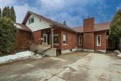 327 Brunswick Street S  Thunder Bay, ON P7E 1W7