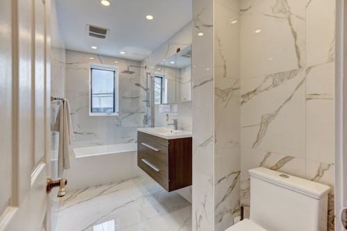 Bathroom - 207-1270 Ch. Regent, Mont-Royal, QC - Indoor Photo Showing Bathroom