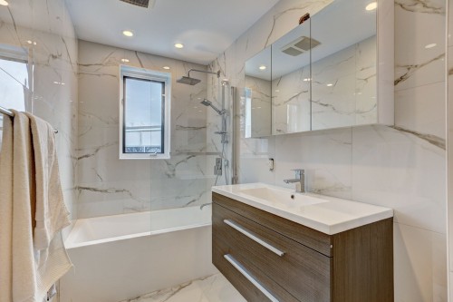 Bathroom - 207-1270 Ch. Regent, Mont-Royal, QC - Indoor Photo Showing Bathroom