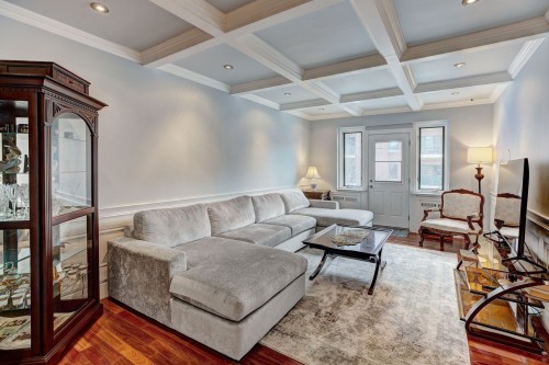 Living Room - 207-1270 Ch. Regent, Mont-Royal, QC - Indoor Photo Showing Living Room