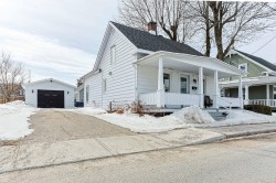 220 Rue St-Gabriel Saint-Tite, QC G0X 3H0